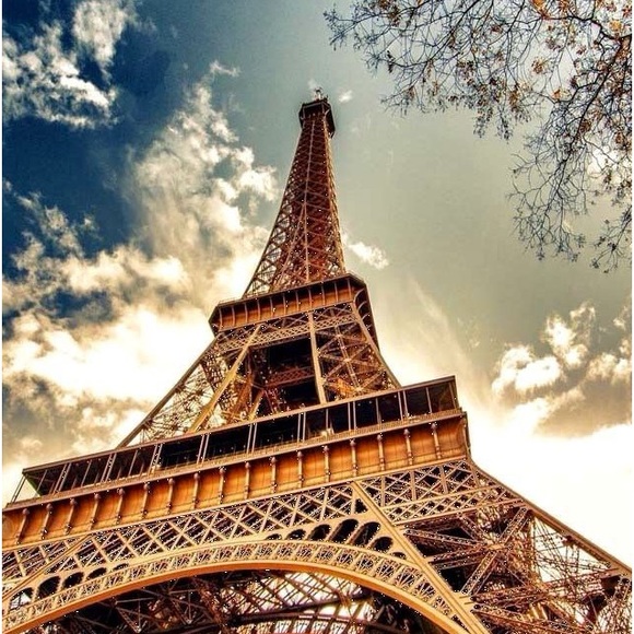 Meet your Posher, Chloé - Picture 1 of 1